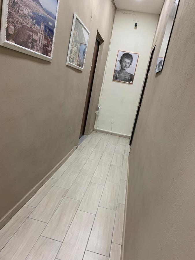 B&B Spaccanapoli A Due Passi Da Via Tribunali Dış mekan fotoğraf